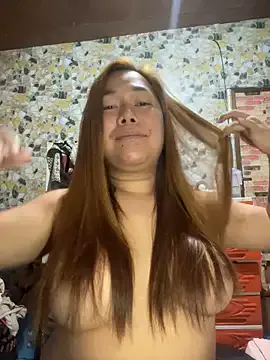 _Alice_1 – webcam model profile photo Image 4