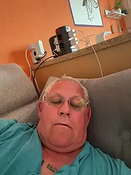  – webcam model profile photo Image 6