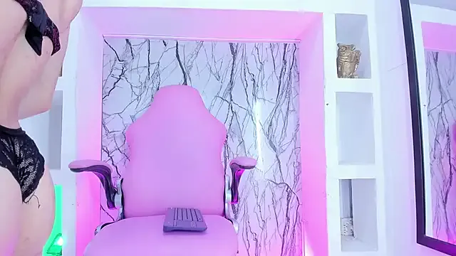 Mia--meow – webcam model profile photo Image 14