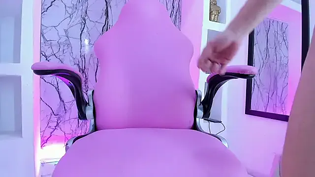 Mia--meow – webcam model profile photo Image 2