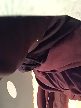 hina_porn – webcam model profile photo Image 2