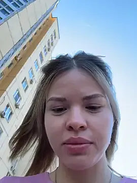 ClaireBree – webcam model profile photo Image 10