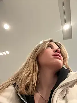 ClaireBree – webcam model profile photo Image 16