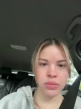 ClaireBree – webcam model profile photo Image 8