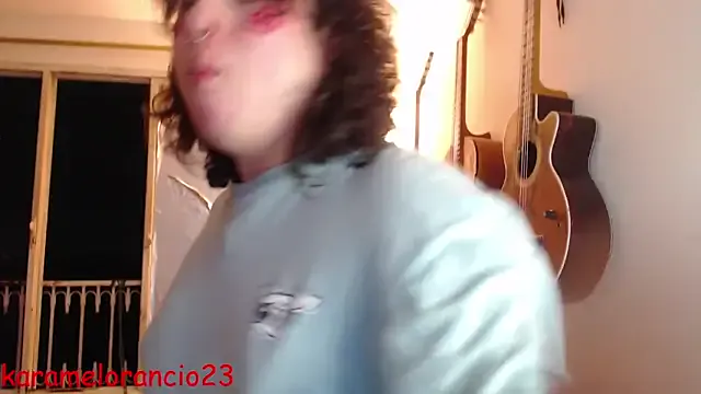 Emily_brown04 – webcam model profile photo Image 15