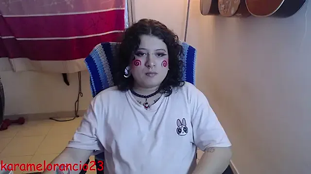 Emily_brown04 – webcam model profile photo Image 18