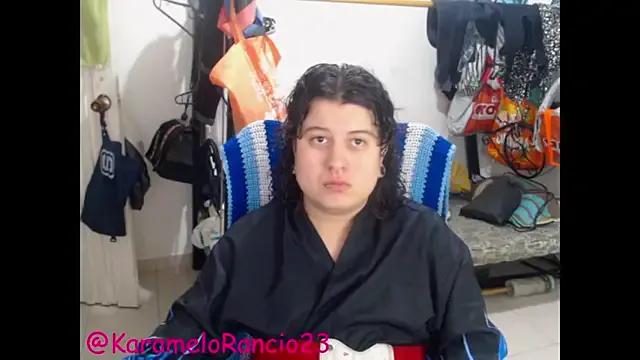 Emily_brown04 – webcam model profile photo Image 3