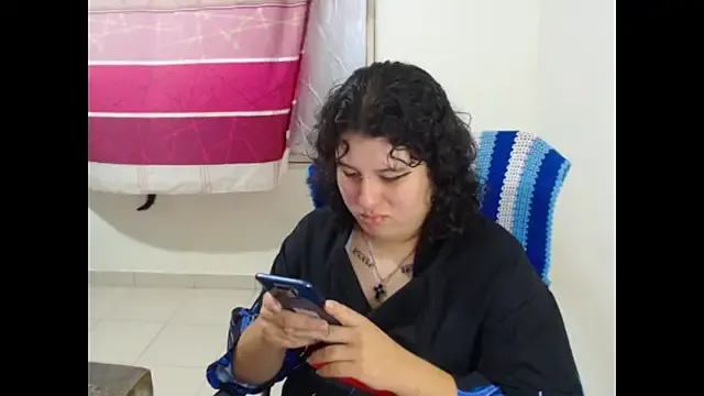 Emily_brown04 – webcam model profile photo Image 9