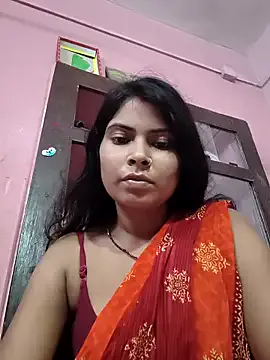 roouse – webcam model profile photo Image 13