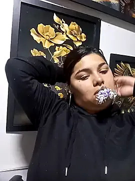 nathi_poyo – webcam model profile photo Image 9