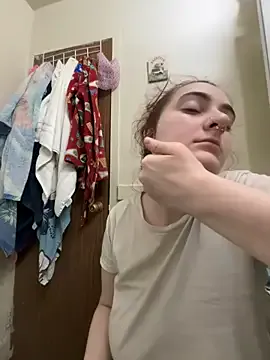 _chanMOMO_ – webcam model profile photo Image 2