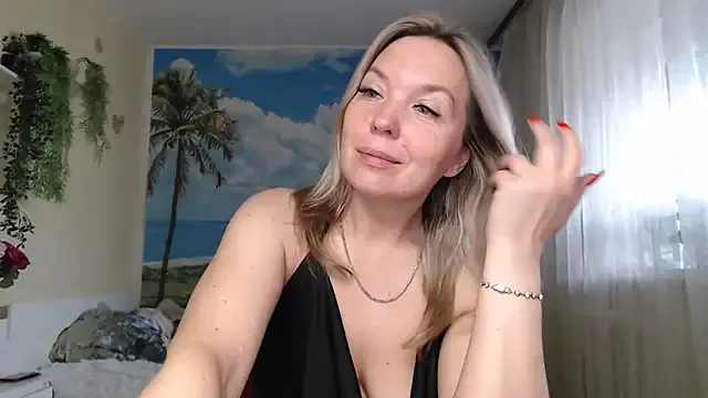 MeiFujimura – webcam model profile photo Image 18