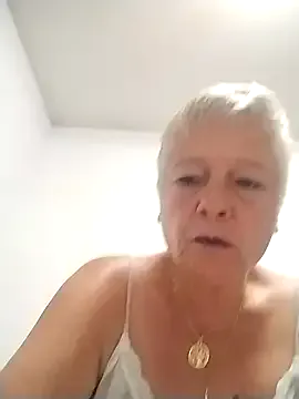 CleoLangley – webcam model profile photo Image 9