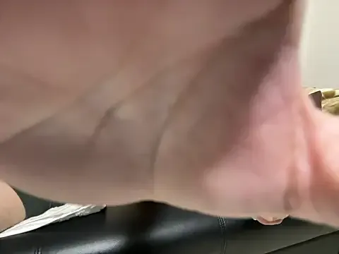 GouGou-111 – webcam model profile photo Image 14