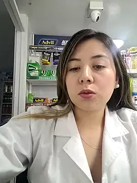 nathi_poyo – webcam model profile photo Image 2