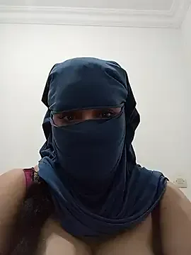 Mia--meow – webcam model profile photo Image 7