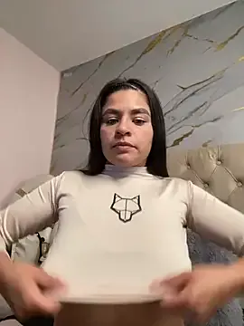 AlexiaBanner – webcam model profile photo Image 17