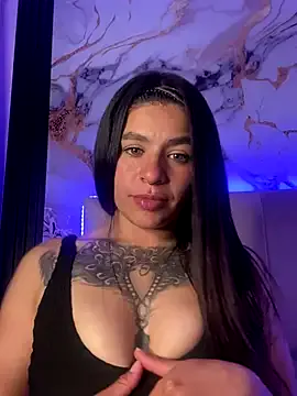 AlexiaBanner – webcam model profile photo Image 18