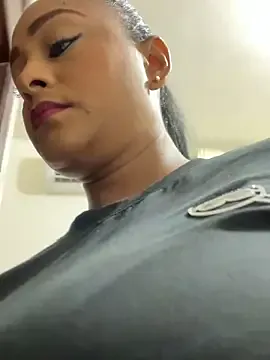 DarkDea – webcam model profile photo Image 14