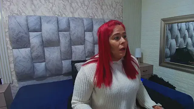 Rose_berry – webcam model profile photo Image 2