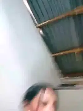 maataaan – webcam model profile photo Image 8