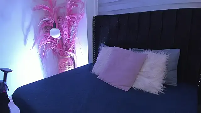 NoaBeller – webcam model profile photo Image 10