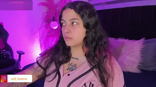 NoaBeller – webcam model profile photo Image 8