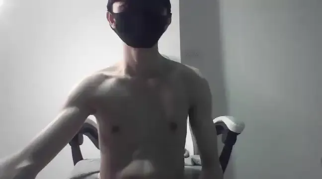 kai101010 – webcam model profile photo Image 2