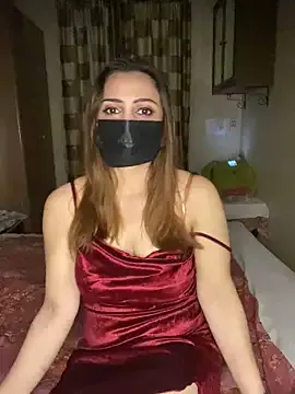 Yasmina – webcam model profile photo Image 1