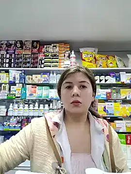 Alana – webcam model profile photo Image 1