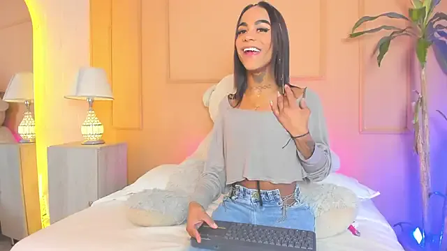 Humsafar-HDX-13 – webcam model profile photo Image 8