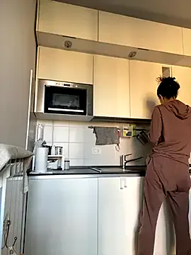 LunaSilvestre – webcam model profile photo Image 16