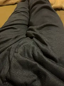 PumaShyXD – webcam model profile photo Image 2