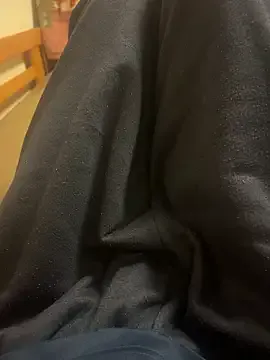 PumaShyXD – webcam model profile photo Image 3