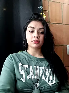 _Alice_1 – webcam model profile photo Image 17