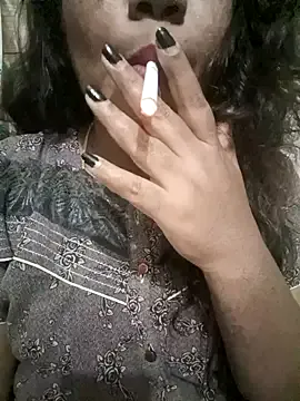 ElizaLuxe – webcam model profile photo Image 7