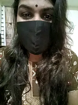 ElizaLuxe – webcam model profile photo Image 8