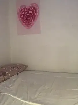 _chanMOMO_ – webcam model profile photo Image 10