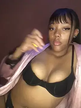 AmeliaBrilliants – webcam model profile photo Image 4