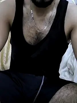 _Alicee_1 – webcam model profile photo Image 2