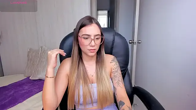 ElizaJaramillo – webcam model profile photo Image 16