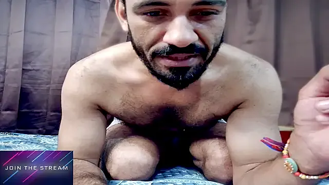 roouse – webcam model profile photo Image 7