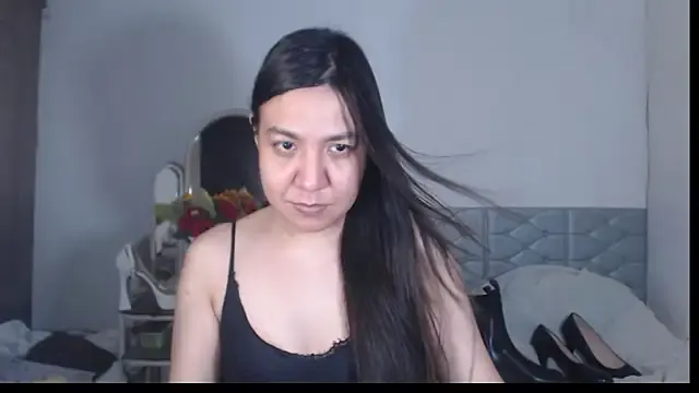 Musae – webcam model profile photo Image 19