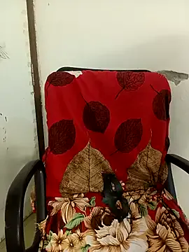 maataaan – webcam model profile photo Image 9