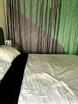 hina_porn – webcam model profile photo Image 10