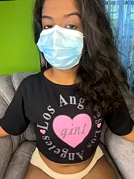 SukiyamaAsia – webcam model profile photo