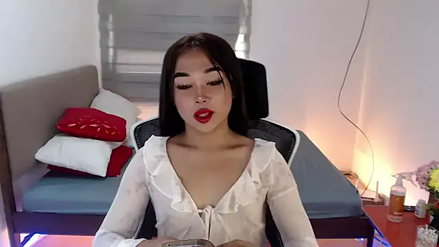 Megu_Melon – webcam model profile photo Image 15