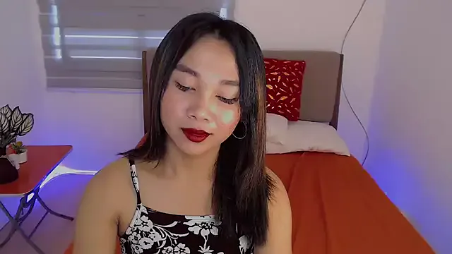 Megu_Melon – webcam model profile photo Image 5