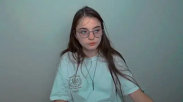 Mia--meow – webcam model profile photo Image 13