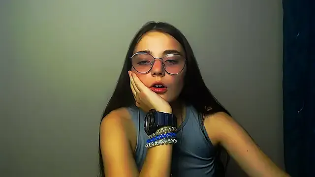 Mia--meow – webcam model profile photo Image 8